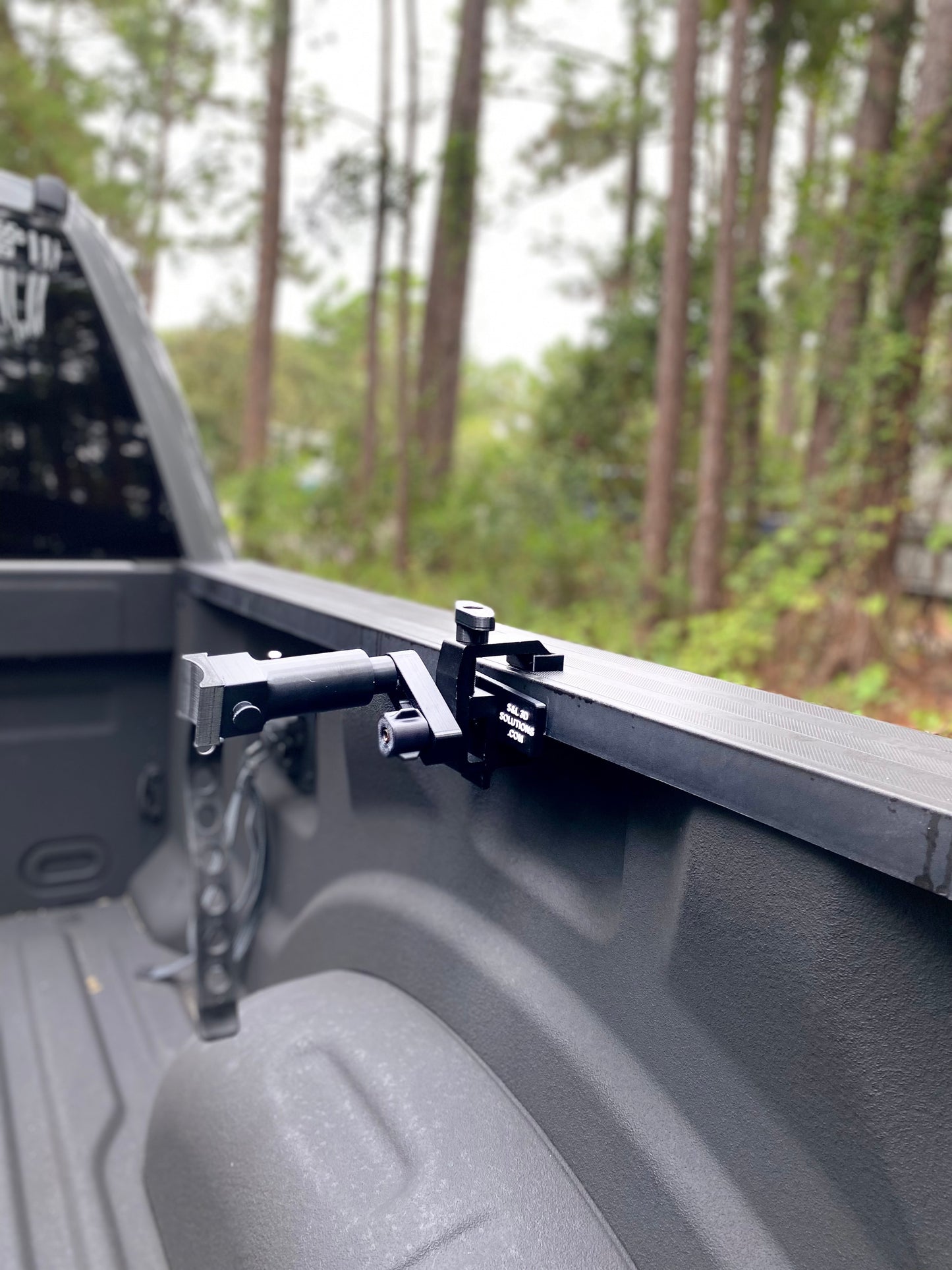 Truck Bed Bike Rack Clamp for E-Bikes (No Drill) – E-Z Rack