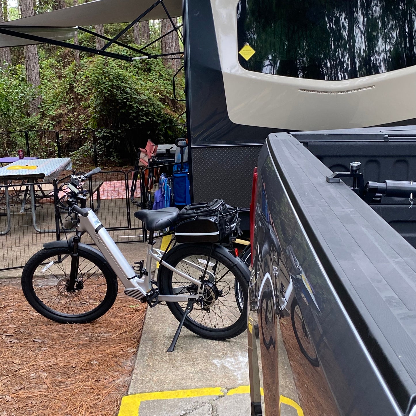 Truck Bed Bike Rack Clamp for E-Bikes (No Drill) – E-Z Rack